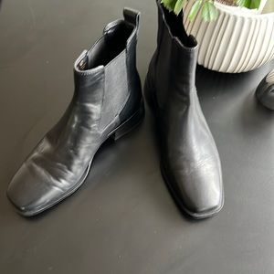SAM EDLEMAN Thelma chelsea boot -sz 6